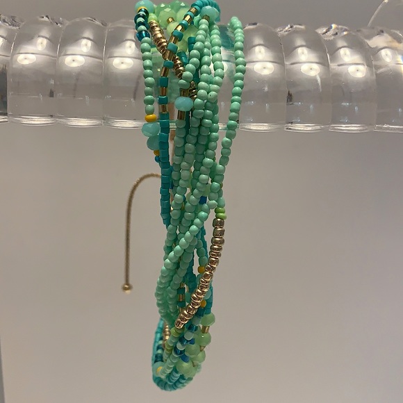 Multi Strand Green and Gold Bead Bracelet with Adjustable Pull Clasp - Picture 6 of 6